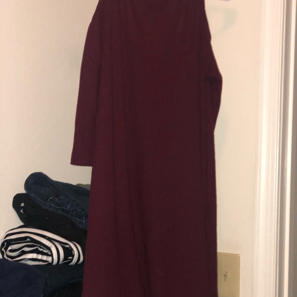 A cute maroon dress.